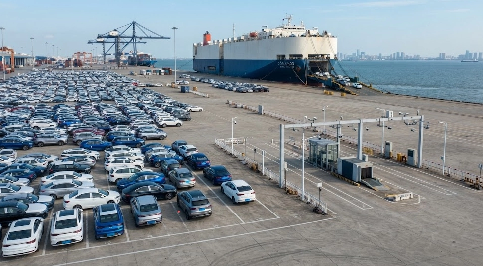 Esportazione di automobili in Cina: sfide comuni per gli acquirenti internazionali